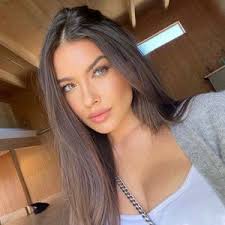 𝔰𝔞𝔫𝔡𝔯𝔞 𝔪𝔲𝔯𝔬 (@sandramuuro)