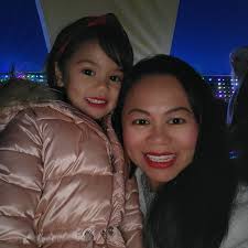 What is the perk of an 8am reservation at Cinderella Royal Table for  breakfast?