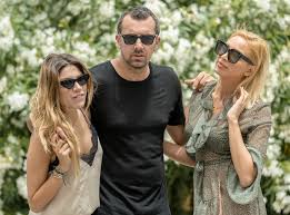 Στην ομάδα του πειραιά παρέμεινε για ένα χρόνο, χωρίς ωστόσο να καταφέρει να κατακτήσει κάποιο τίτλο. 5 Xronia Shop Taste Mesa Apo Ta Matia Twn Dhmioyrgwn Toy