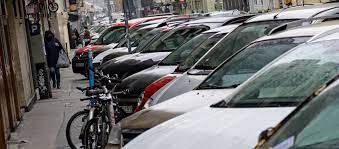 Ha vásárolni indulunk hasznos előre tudni, hogy mennyit kell fizetni a parkolásért, ezért megnéztük, mennyibe kerül a parkolás budapest 16 plázájában. Auto Gulyas Jovo Het Keddtol Megszunik Az Ingyenes Parkolas Hvg Hu