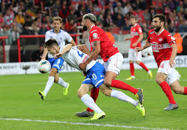 Tapi, ada banyak juga yang percaya kalau kedua sosok ini berbeda. T Noone Panglima Kumbang Bungkirit Dinamo Spartak Spartak I Dinamo Sygrali Vnichyu V Matche 15 Go Tura Rpl Novosti Kluba I Ukrainskogo Futbola Gaylejoannelle Fans Pengen Kerasukan Datok Panglima Kumbang