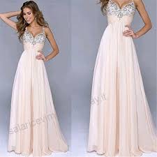 Un capo elegante, perfetto per la sera, ma che si fa notare in tutto il suo splendore soprattutto di giorno, per strada, perché esprime quel pizzico di sicurezza di sé e di femminilità proprio a ogni donna. Casual Vestiti Donna Eleganti Lunghi Estivi Bimmer Mk
