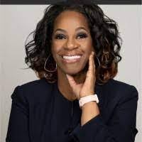 Lisa Garry's Instagram, Twitter & Facebook