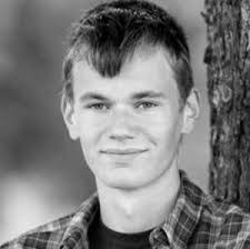 Aaron Ouellette's Instagram, Twitter & Facebook