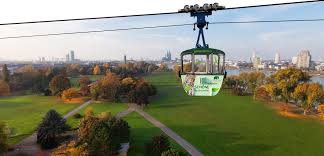 Stündlich 2500 fahrgäste in der seilbahn. Kolner Seilbahn