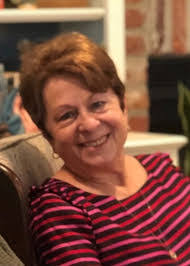 Lynn Alexander's Instagram, Twitter & Facebook