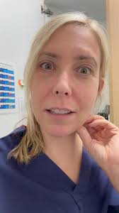 Amy Oselkin (@fashionandfunwithamyo) • Facebook