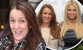 Additionally, i broke my own rules on reading only one chapter a night as i have been enjoying jessica's book so very much. Jessica Simpson S Mom Tina Is Engaged To Her Gardener Boyfriend Daily Mail Online