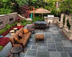 Bench seat against retaining walls with plants. 25 Backyard And Garden Design Ideas With Pictures Epic Home Ideas