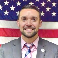 Landon '99, Landi '09 help lead during COVID-19 pandemic