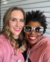 Women y'all! What an incredible kick off to International Women's Month!  First off it was truly so wonderful to have @blackbeerchick in town this  weekend, she is truly a beautiful soul and