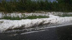 Hatalmas szemekben esett a jégeső az erdélyi szilágy megyében található zilahon. Tegnapi Jegeso Gonc Es Telkibanya Keked Kozseg Oldala Facebook