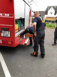Jun 08, 2021 · es gebe einen trend zu wochenmärkten, auch bei jungen leuten, sagt johann berns, chef der landbäckerei berns. Feuerwehr Leverkusen Lz 16 Rheindorf Beitrage Facebook