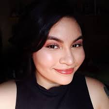 Dra. Danielle Leão Martins :: Behance