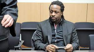 View latest posts and stories by @mola_adebisi mola adebisi in instagram. Fahren Ohne Fuhrerschein Mola Adebisi Verurteilt Leute Bild De