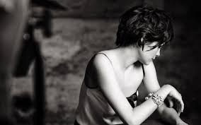 I don't know why i should remember only the dust. Women Audrey Tautou Short Hair Actress Monochrome Face Hd Wallpapers Desktop And Mobile Images Photos