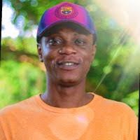 Alexander Boadi's Instagram, Twitter & Facebook