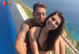 Vatan gazetesi'nde yer alan habere göre; Mesut Ozil Ile Amine Gulse Den Radikal Karar