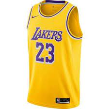 Bestell dir jetzt dein neues vfb stuttgart trikot bequem und einfach von daheim. Nike James Lebron Los Angeles Lakers Trikot Herren Amarillo Field Purple Im Online Shop Von Sportscheck Kaufen