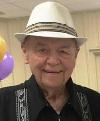 Steven Redwine's Instagram, Twitter & Facebook