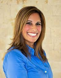 Stacie Archer's Instagram, Twitter & Facebook