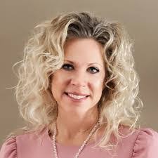 Dana Wick's Instagram, Twitter & Facebook