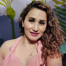 Adela Pineda (@pinedaady)