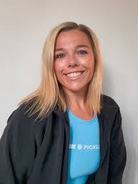 Lori Kohl's Instagram, Twitter & Facebook