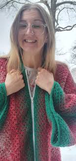 Has anyone done a hexi cardigan with double stranded (2 worsted) or a bulky  yarn and a larger hook? I really want to do one, but I'm limited
