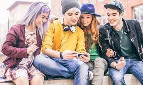 They can video chat with up to 12 friends (or strangers), send video messages,record and upload videos to youtube and use the instant messaging feature. 18 Social Media Apps And Sites Kids Are Using Right Now Common Sense Media