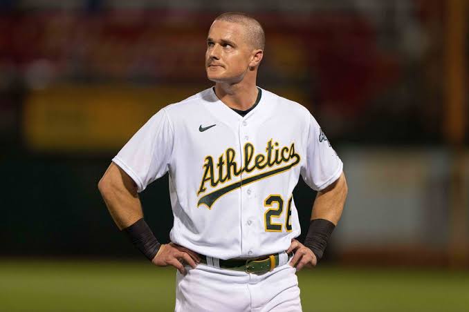 Matt Chapman and Giants agree to $151 million, 6-year contract