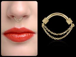 Gold Septum Sublimez Votre Septum Avec Ce Bijou Orne De Deux Chaines Independantes Qui Bouge Avec Le Mouvement Bijoux Corporels Joaillerie Bijoux De Luxe