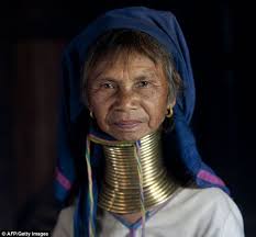 Young girls belonging to the ethnic minority start wearing the brass coils at around five years old. Pictured The Giraffe Women Of Eastern Burma Who Wear Brass Rings Around Their Necks As A Sign Of Beauty Daily Mail Online