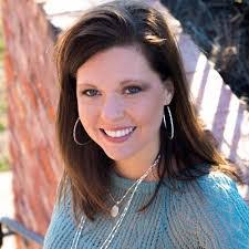 Nicki Knowles's Instagram, Twitter & Facebook