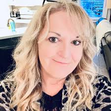 When I'm not laughing with my family and acting silly, I'm getting dragged  away to things like this. But I still try to find ways to laugh about it  Gio ❤️