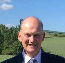 Andrew Revill's Instagram, Twitter & Facebook