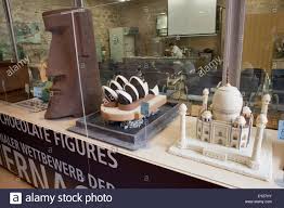 Chocolate Sculptures Banque D Image Et Photos Alamy