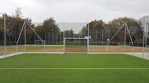 There are alway some people you can play with, especially in. Soccer Courts Kaufen Beim Hersteller Artec Sportgerate
