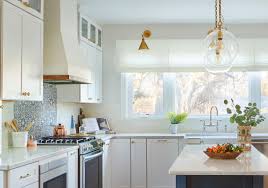 Our showroom is conveniently located in verona, nj. Refined Farmhouse Kitchen Laundry Bathroom Renovation Landhausstil Kuche Philadelphia Von Sharp And Grey Interiors