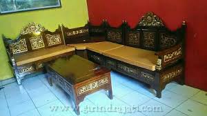 Kursi tamu kayu jati modern jepara model desain ruang set sofa 3 2 1 dan meja dengan nakas pojok minimalis mewah terbaru harga murah cocok sekali untuk menyambut tamu di rumah atau di kantor dengan dudukan yang nyaman. Kursi Tamu Sudut Minimalis Kursi Tamu Sudut Ukir Kayu Jati Harga Kursi Tamu Sudut Ukir Minimalis Girindra Jati Jepara