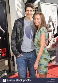 · huge thanks to urban offering for helping me look fly enough to be best man at my best friend's wedding😎. Brandon Routh Und Courtney Ford Bei True Blood Premiere Saison Vierter In Der Arclight Theater In