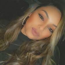 Does anyone make sugar cookies with fondant icing for a birthday party?