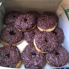 Maybe you would like to learn more about one of these? Donat Kampung Coklat Ceres Keju Snowy Premium Homemade Isi 10 Pcs Shopee Indonesia