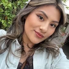 Queenie Navarro's Instagram, Twitter & Facebook