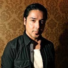 These days, chris pérez is still making music with his band and honoring his late wife's legacy. Chris Perez Wiki Affair Married Wife Children Divorce Age Net Worth Chris Perez Selena And Chris Perez Selena And Chris