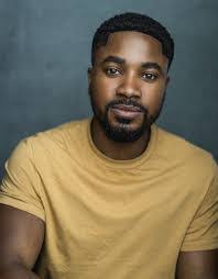 Micah Davids's Instagram, Twitter & Facebook