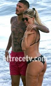 Pero la noticia es que los paparazzis agarraron in fraganti a la rubia y a sus curvas sin retoques digitales. Wanda Nara Dijo Que Las Fotos Sin Photoshop Eran Falsas Pero Recurrio Al Mismo Tratamiento Que Kim Kardashian Para Combatir La Celulitis Eltrece