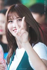 Momo Twice Momo Hirai Momo Kpop Girl Bands