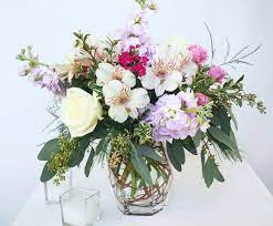 We feature local minnesota grown roses and flowers. Florence In St Paul Mn Your Enchanted Florist