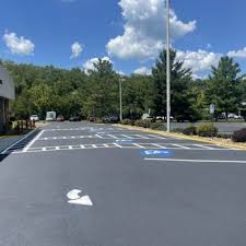 BOSTIC SEALING & STRIPING
